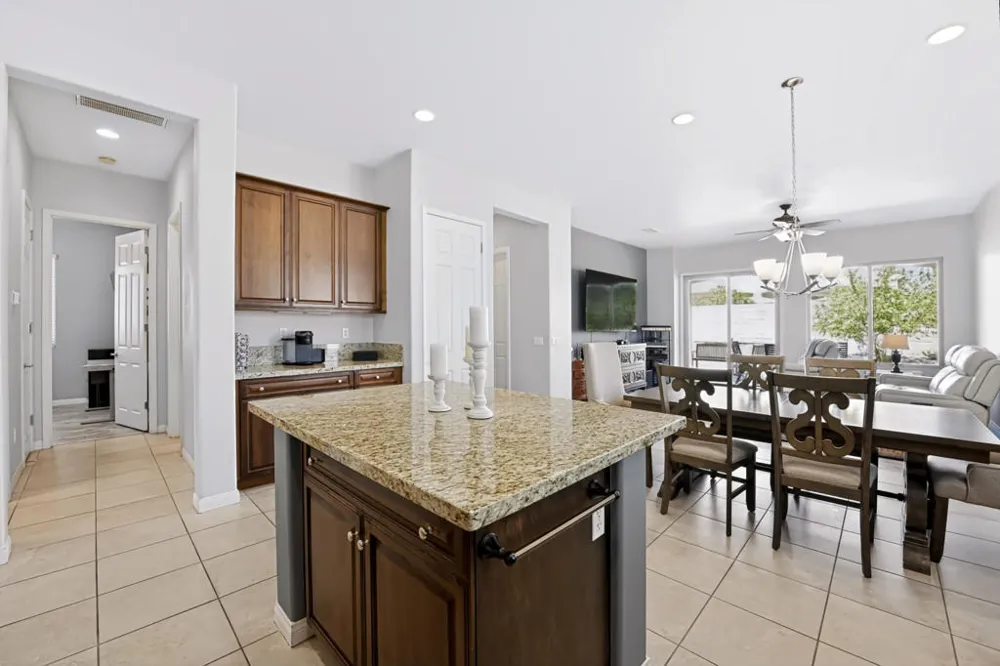 81964 Camino Cantos Indio, CA 92203