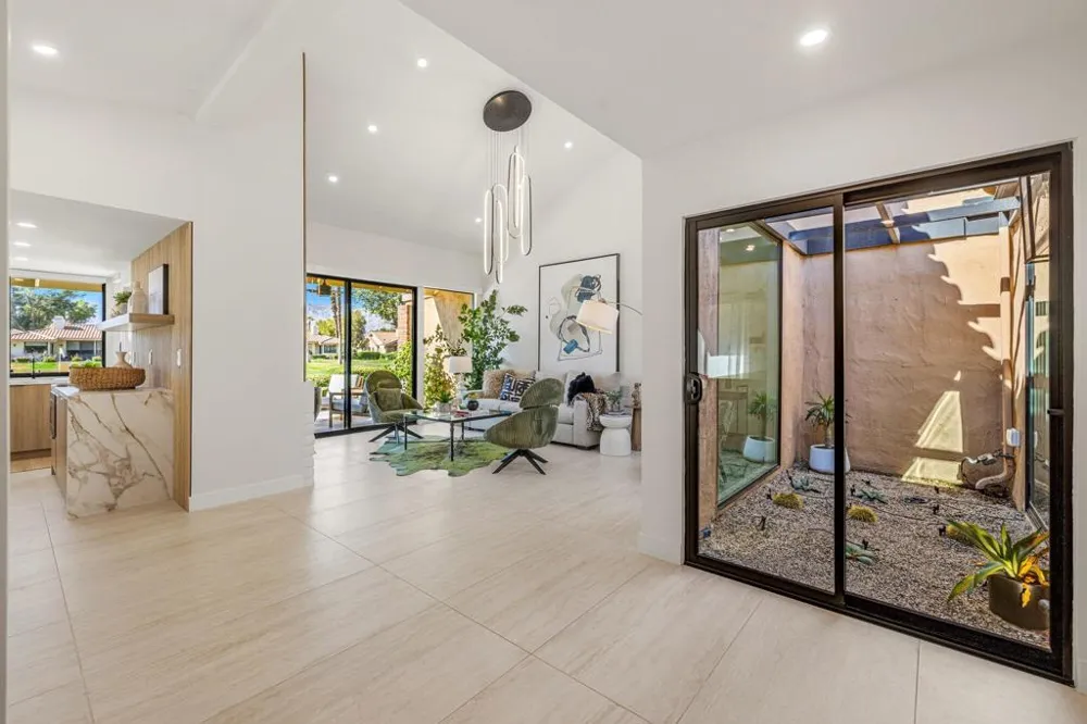 321 San Remo Street Palm Desert, CA 92260