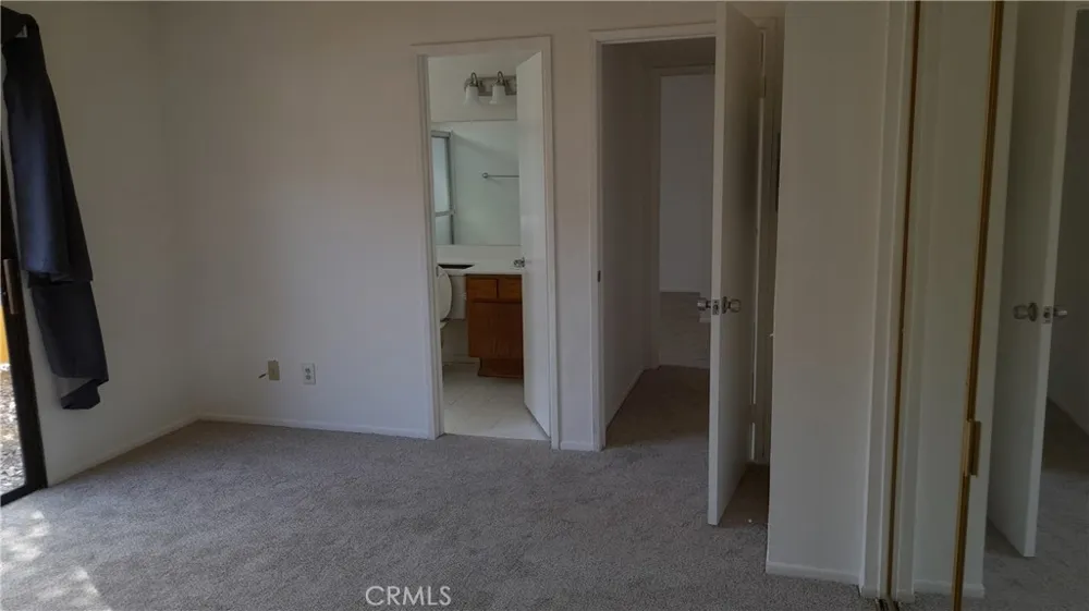 25712 LE PARC #31 Lake Forest, CA 92630