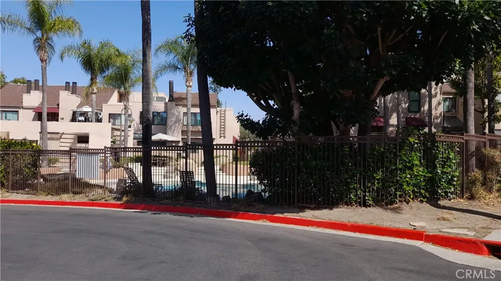25712 LE PARC #31 Lake Forest, CA 92630