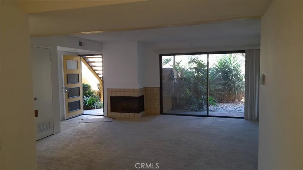 25712 LE PARC #31 Lake Forest, CA 92630