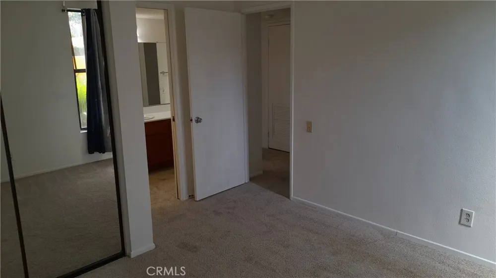 25712 LE PARC #31 Lake Forest, CA 92630