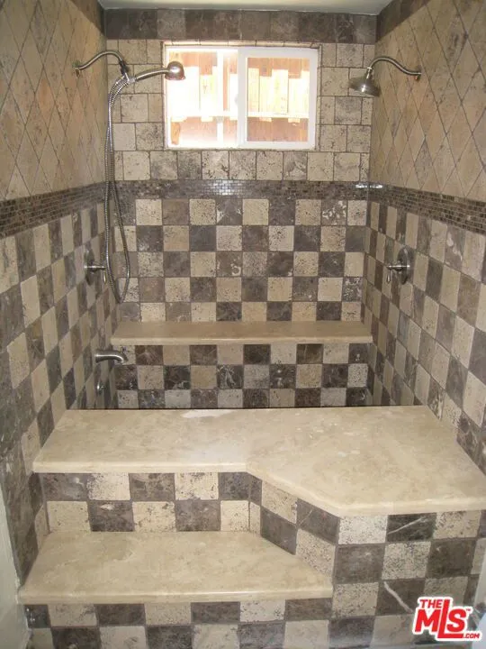 9814 Baden Avenue Chatsworth, CA 91311