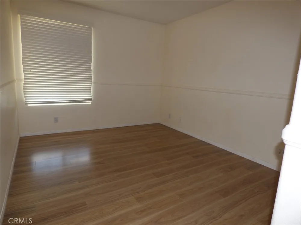 516 Monteleone Oak Park, CA 91377