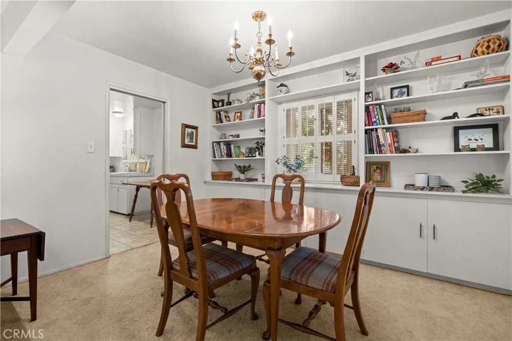 2736 W Court Street Rialto, CA 92376