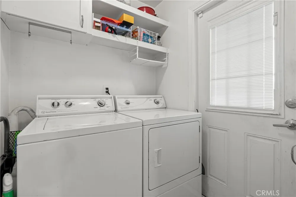 2736 W Court Street Rialto, CA 92376