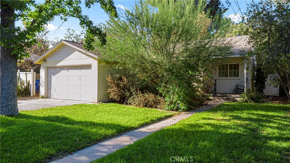 2736 W Court Street Rialto, CA 92376