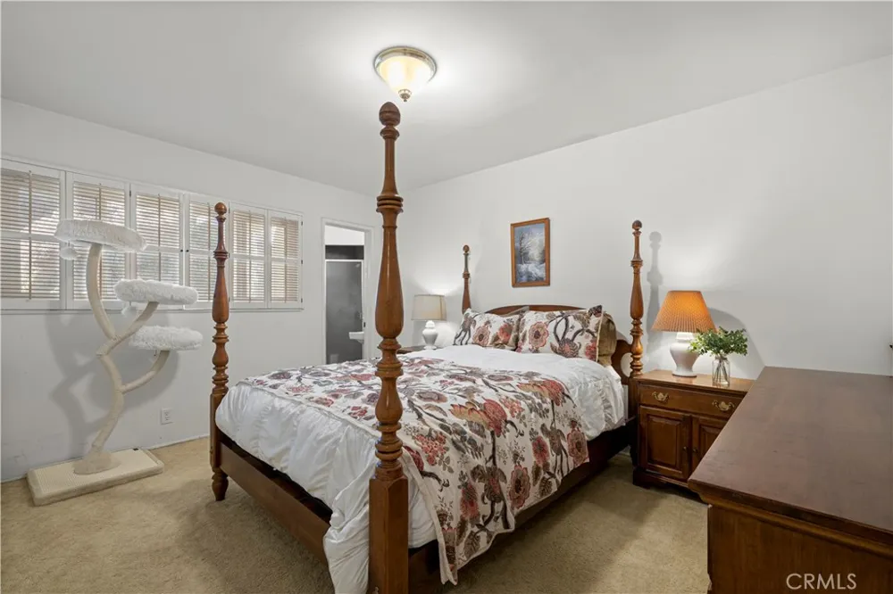 2736 W Court Street Rialto, CA 92376