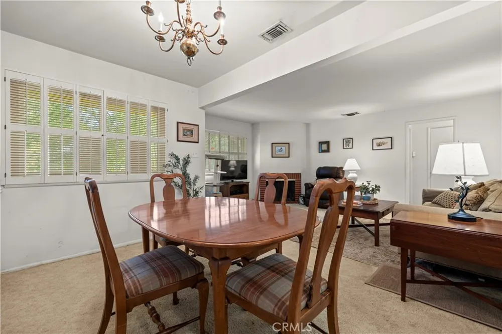 2736 W Court Street Rialto, CA 92376