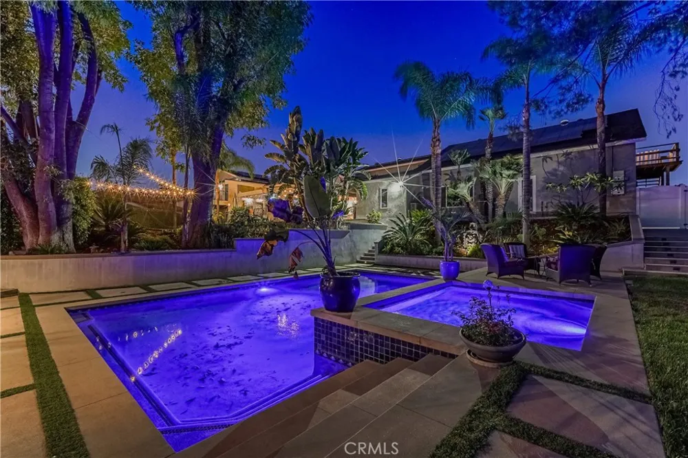 1455 Queen Summit West Covina, CA 91791