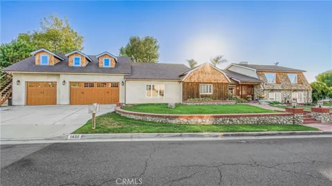 1455 Queen Summit