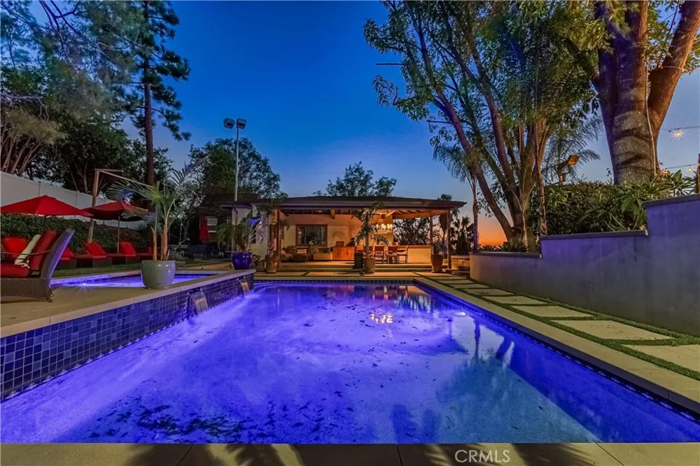 1455 Queen Summit West Covina, CA 91791