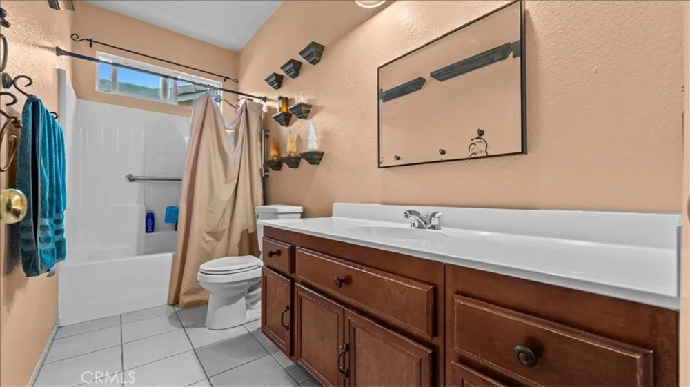 13541 Princeton Victorville, CA 92392