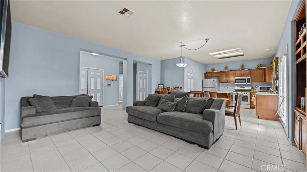 13541 Princeton Victorville, CA 92392