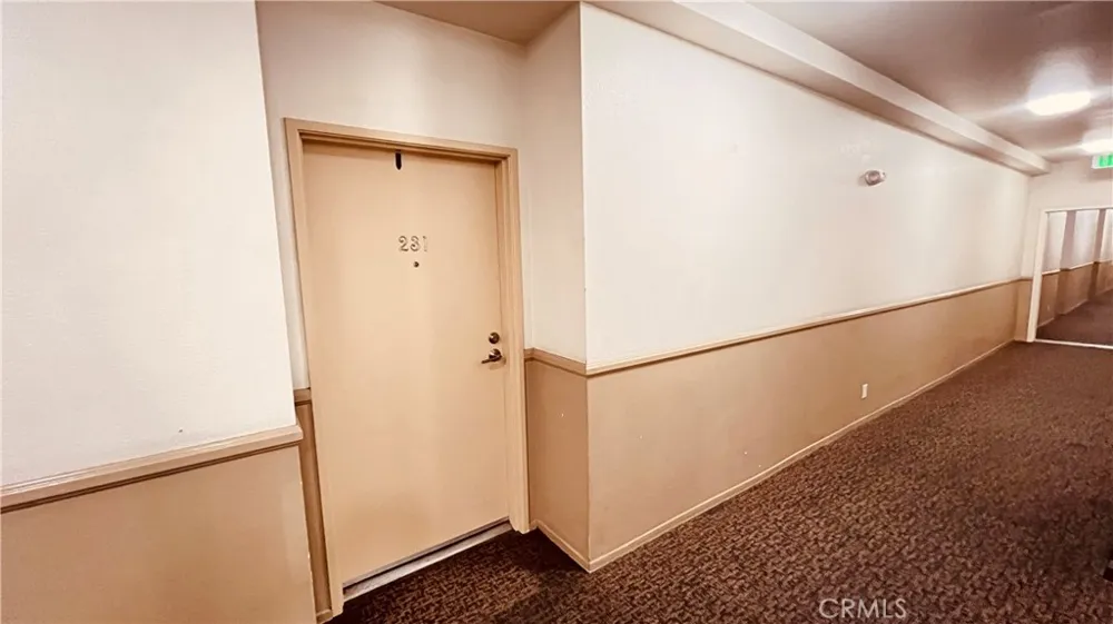 19350 Sherman Way #231 Reseda, CA 91335