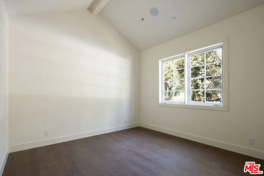 14462 W Sunset Boulevard Los Angeles, CA 90272