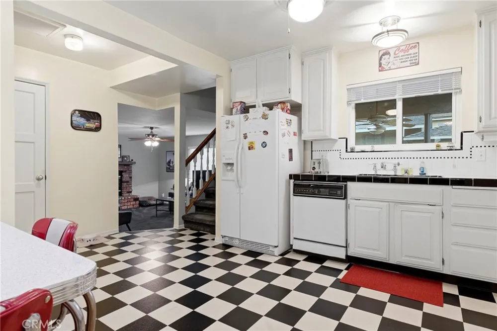 4924 Birchland Place Temple City, CA 91780