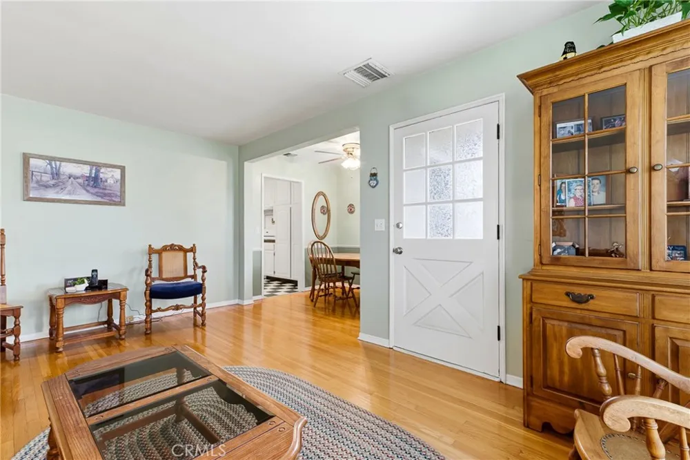 4924 Birchland Place Temple City, CA 91780