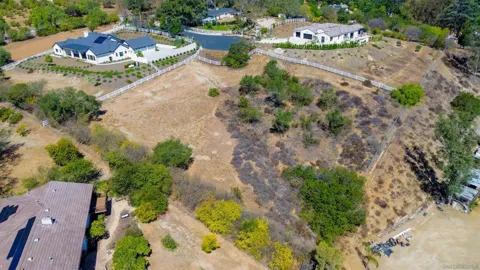 6300 Twin Country Lane