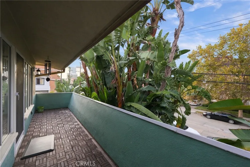 14934 Dickens Street #12A Sherman Oaks, CA 91403
