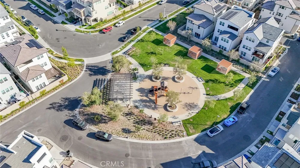 331 Newton Lake Forest, CA 92630