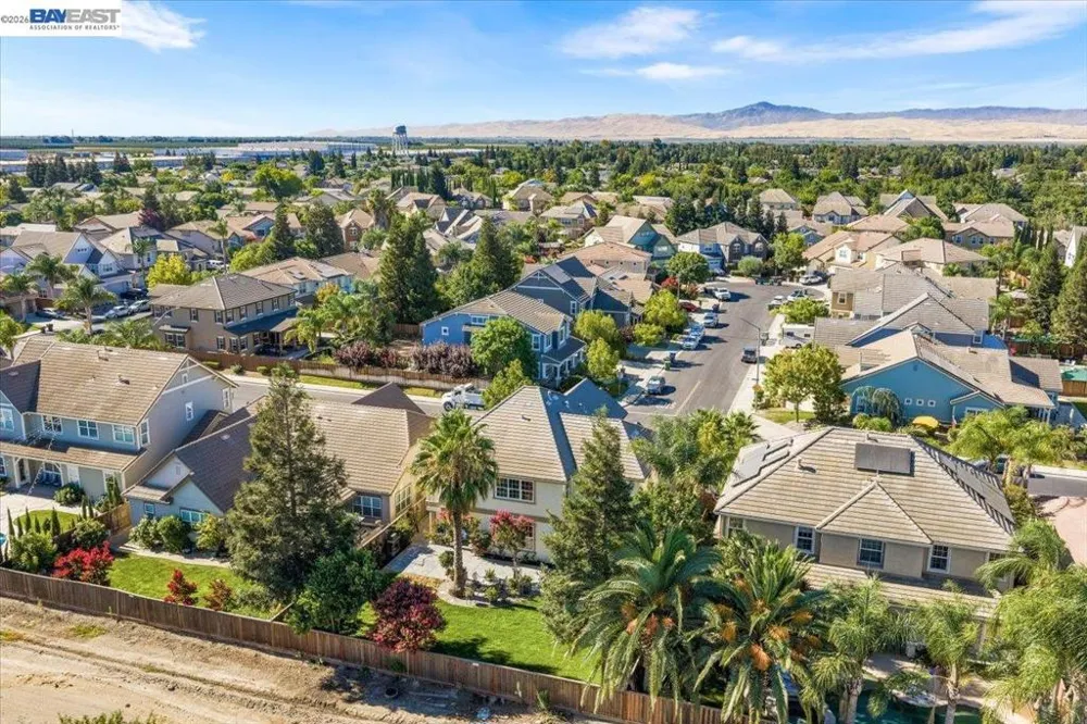 1461 Biarritz St Tracy, CA 95304
