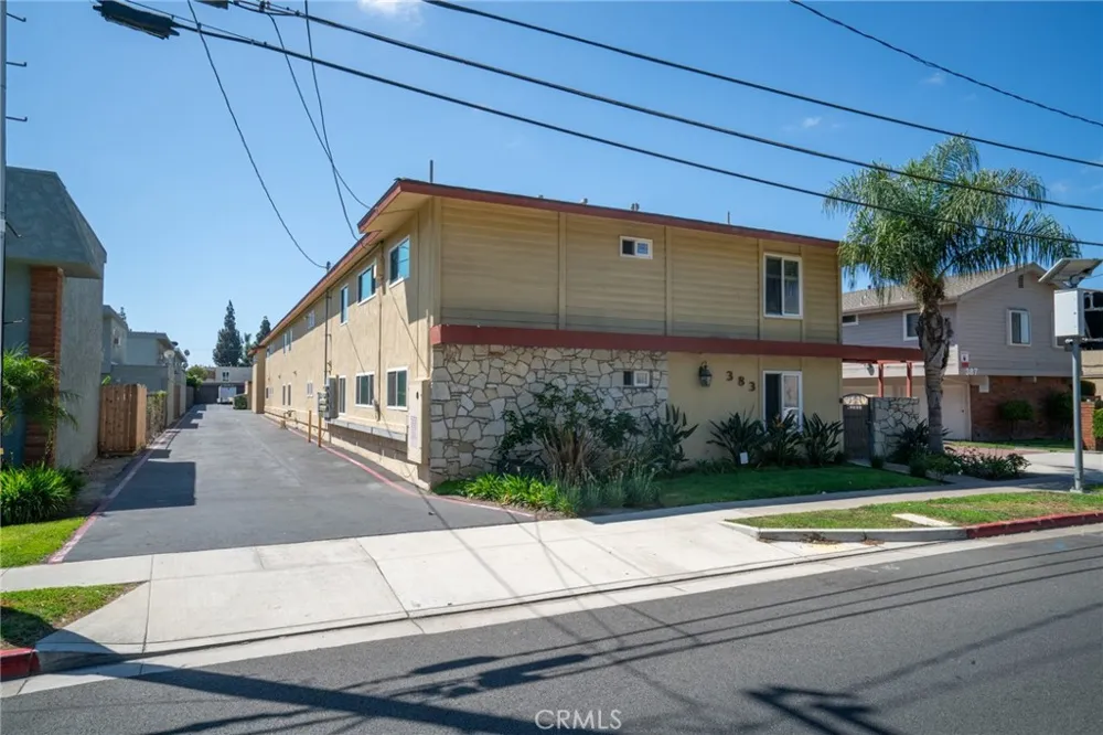 383 W Wilson Street Costa Mesa, CA 92627