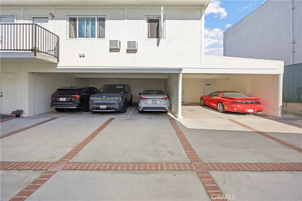 1826 12th Street Manhattan Beach, CA 90266