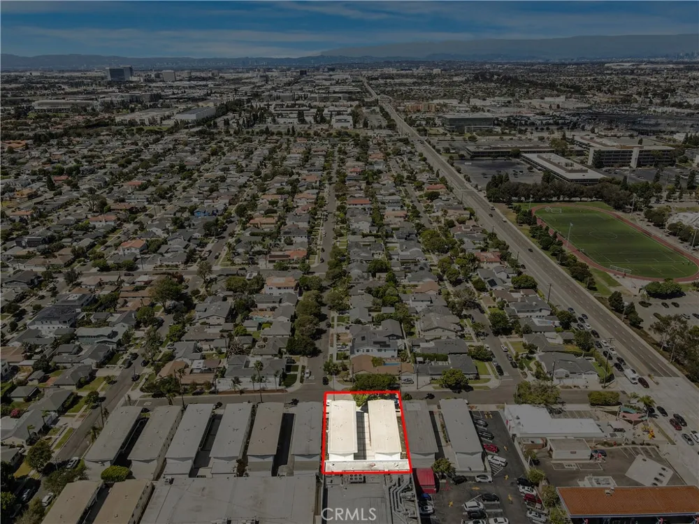 1826 12th Street Manhattan Beach, CA 90266