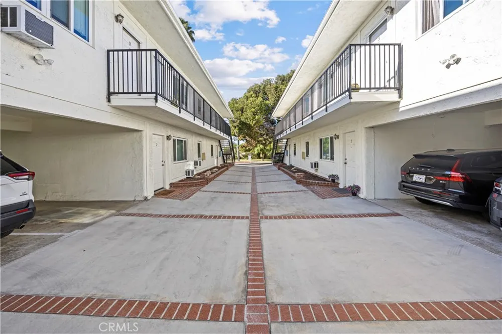 1826 12th Street Manhattan Beach, CA 90266