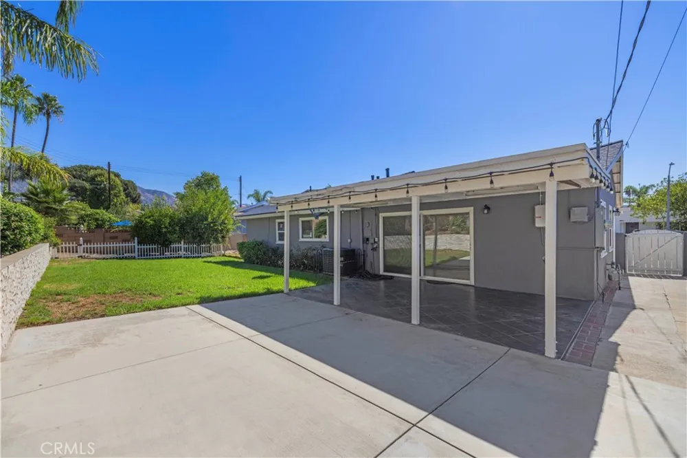 12929 Altano Sylmar, CA 91342