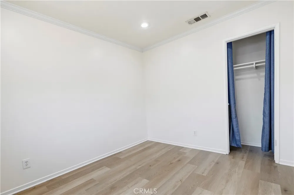 12929 Altano Sylmar, CA 91342