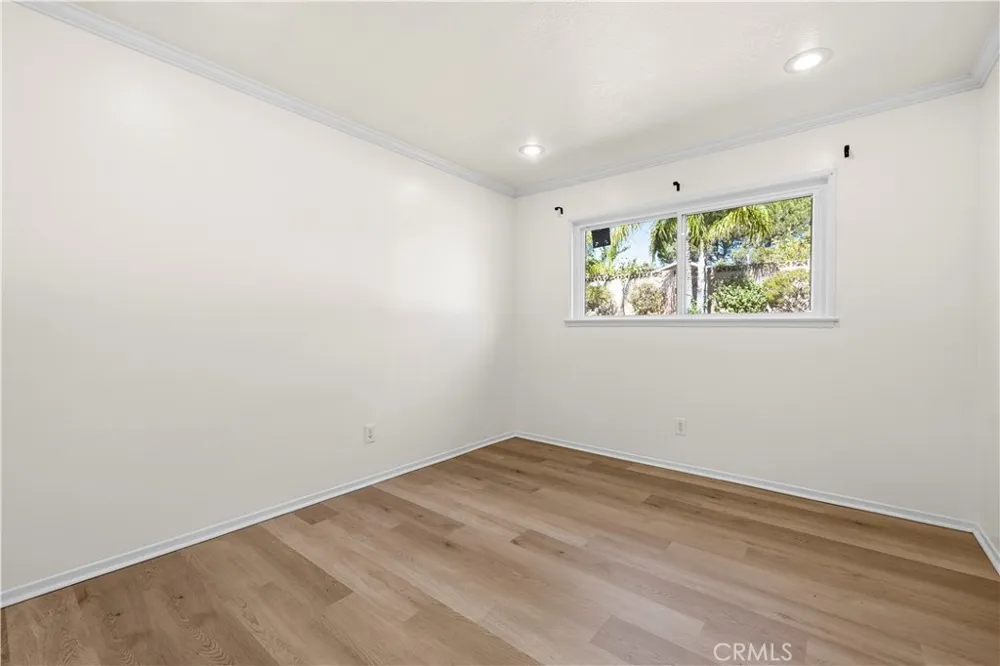 12929 Altano Sylmar, CA 91342