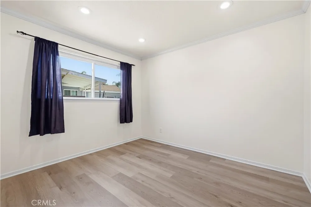 12929 Altano Sylmar, CA 91342