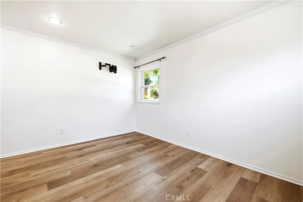 12929 Altano Sylmar, CA 91342