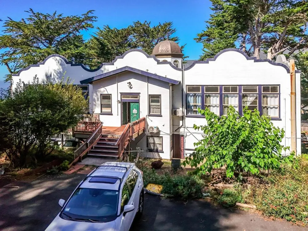 496 6th Street Montara, CA 94037