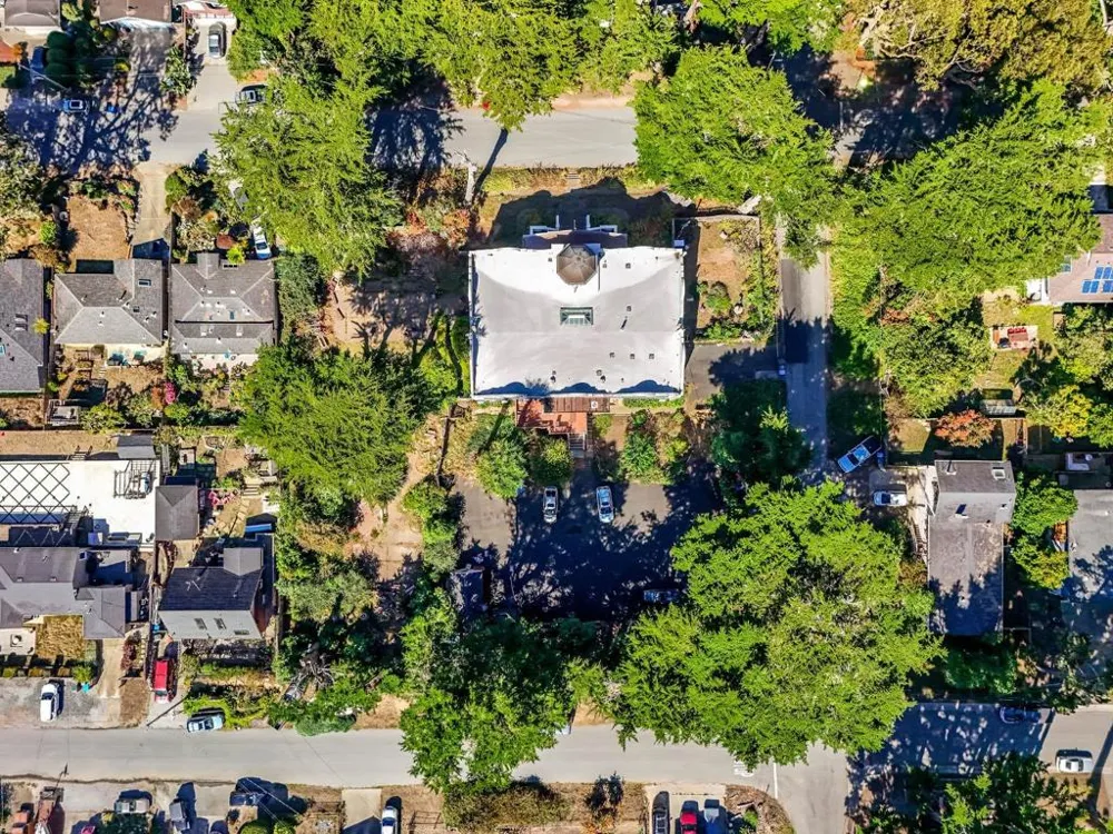 496 6th Street Montara, CA 94037