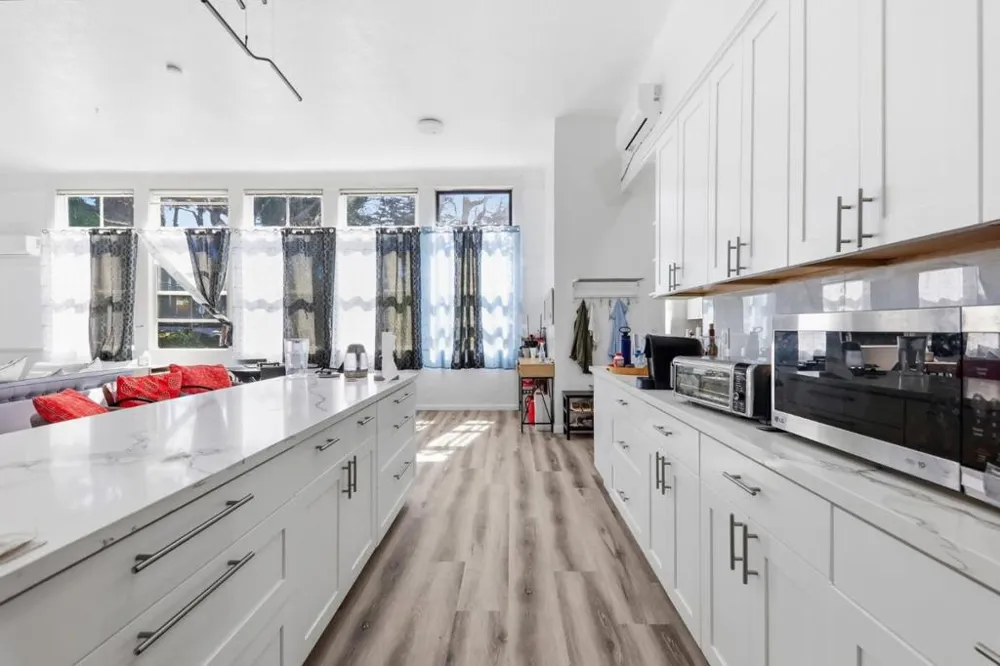 496 6th Street Montara, CA 94037