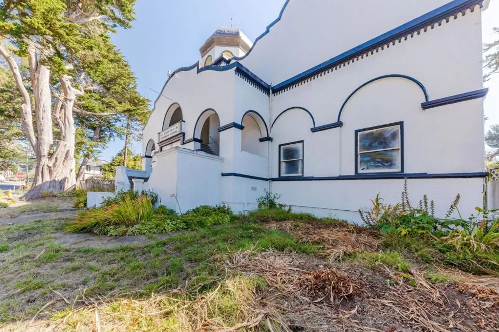 496 6th Street Montara, CA 94037