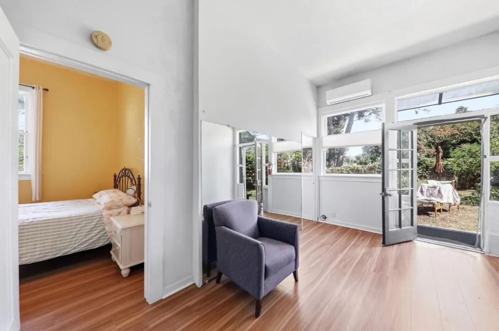 496 6th Street Montara, CA 94037