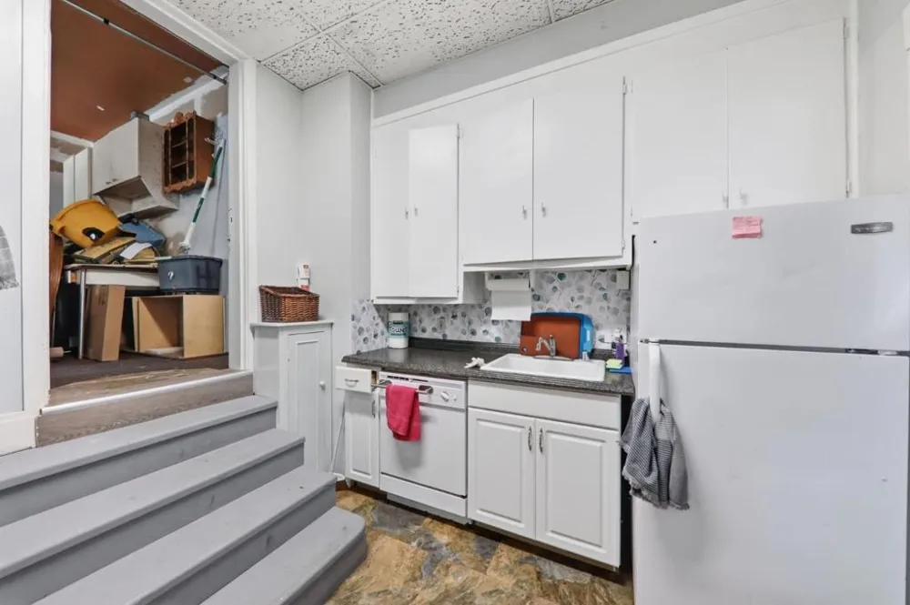 496 6th Street Montara, CA 94037