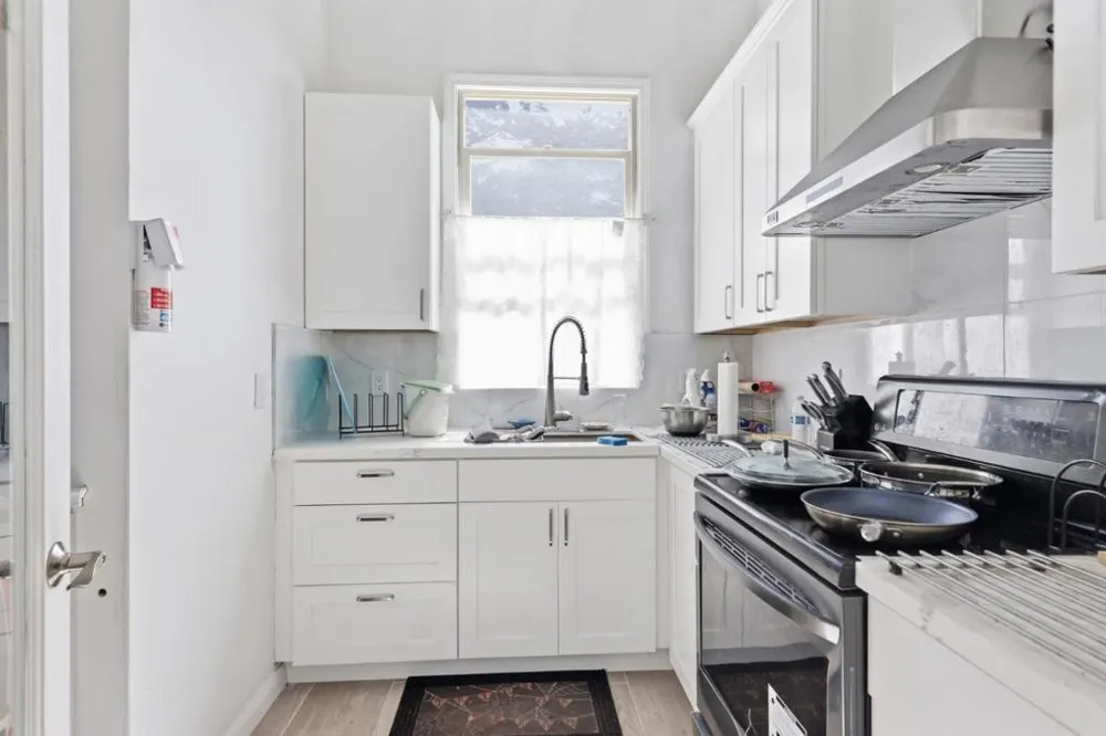 496 6th Street Montara, CA 94037