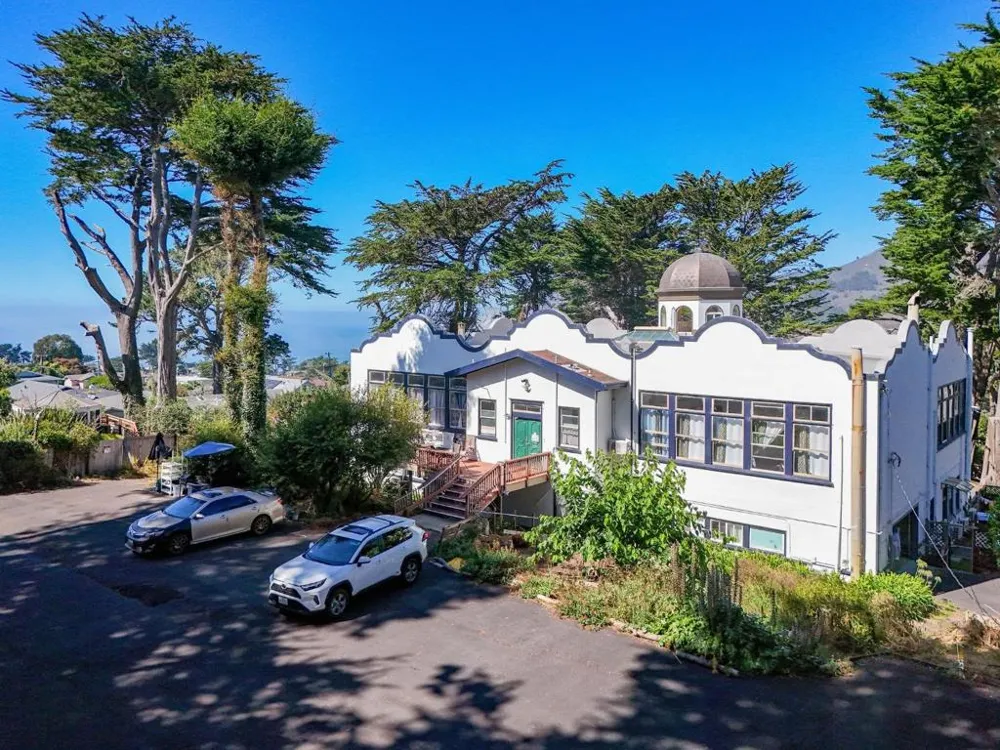 496 6th Street Montara, CA 94037