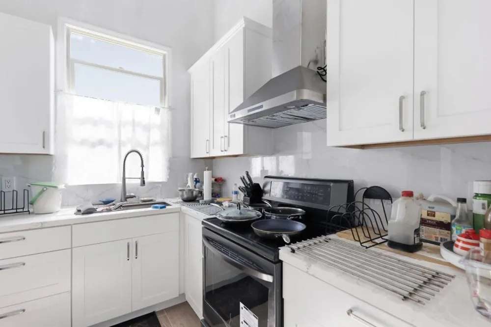 496 6th Street Montara, CA 94037