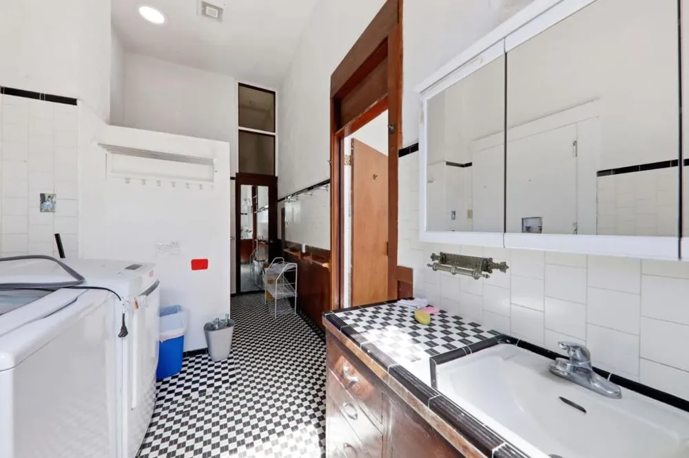 496 6th Street Montara, CA 94037