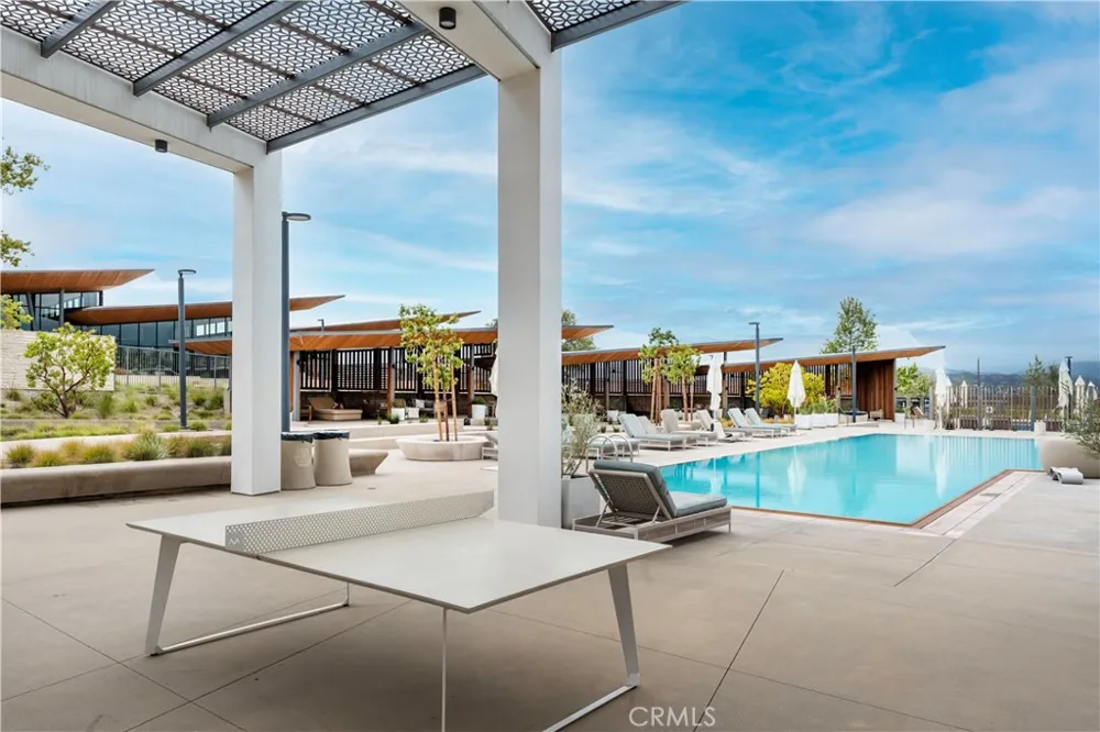 26720 Afton Lane Valencia, CA 91381