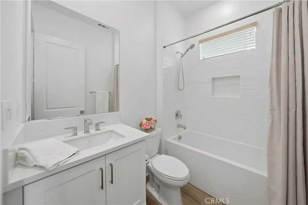 26720 Afton Lane Valencia, CA 91381