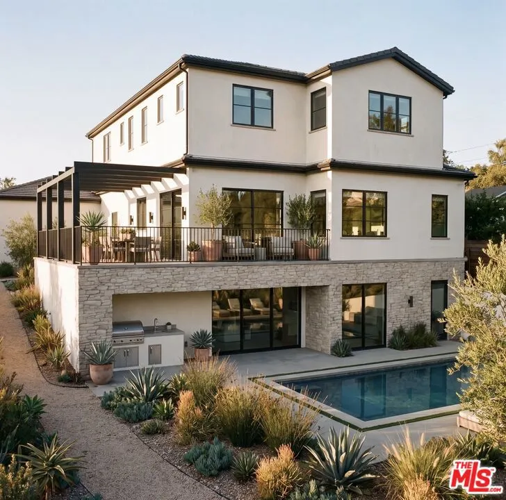 720 Lachman Lane Los Angeles, CA 90272