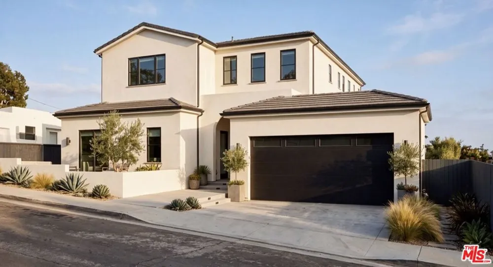 720 Lachman Lane Los Angeles, CA 90272