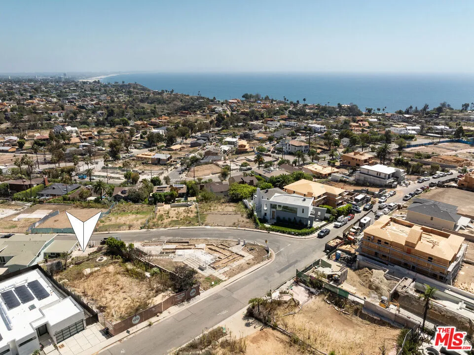 720 Lachman Lane Los Angeles, CA 90272